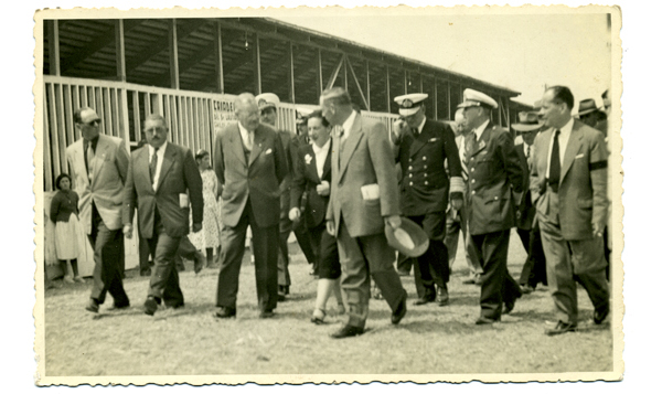 Visita de Carlos Ibáñez del Campo Visita de Carlos Ibáñez del Campo