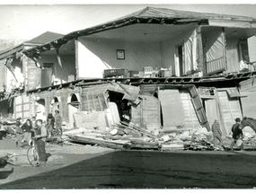 Casa destruida por el terremoto