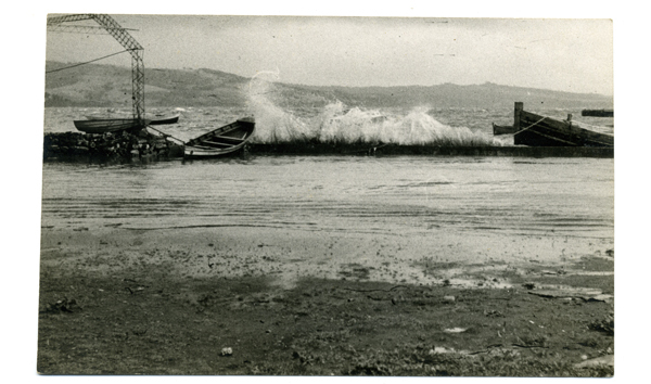 Marejadas en el muelle