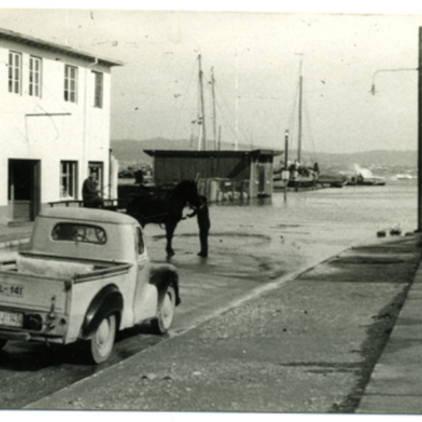 Marejadas en el muelle