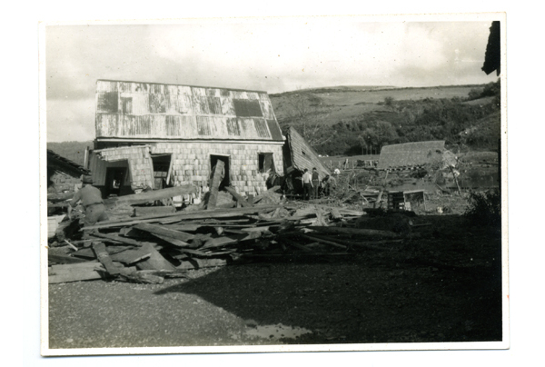 Casa destruida por el terremoto