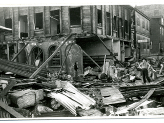 Casa destruida por el terremoto