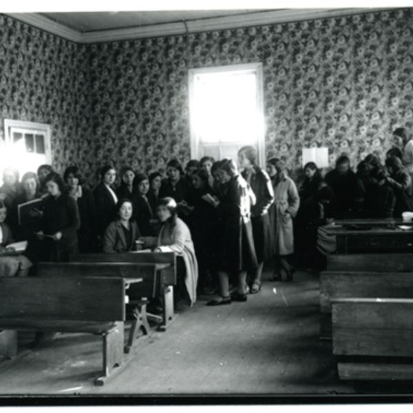 Alumnas de la Escuela Normal Rural