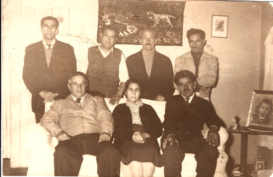 Directiva de la unidad vecinal "Esmeralda Directiva de la unidad vecinal "Esmeralda