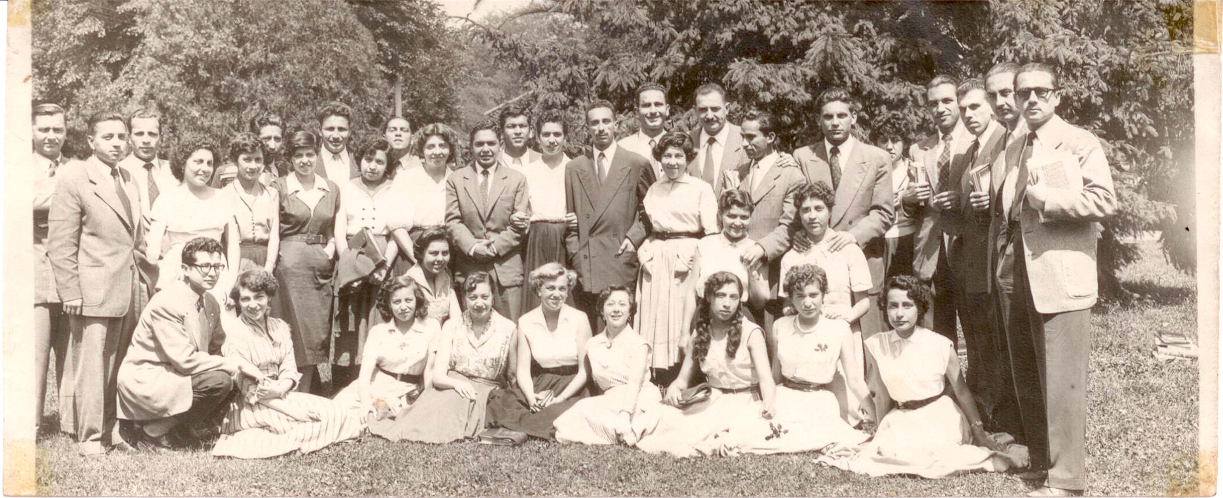 Alumnos del Instituto Pedagógico Alumnos del Instituto Pedagógico