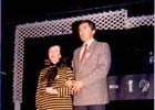 Homenaje a la profesora más antigua del Liceo A- 5 Homenaje a la profesora más antigua del Liceo A- 5
