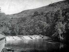 Represa del río Contra