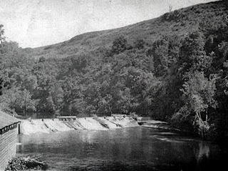 Represa del río Contra Represa del río Contra