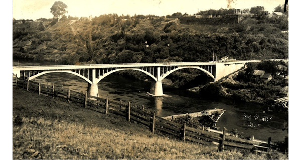 Puente Carlos Ibáñez del Campo