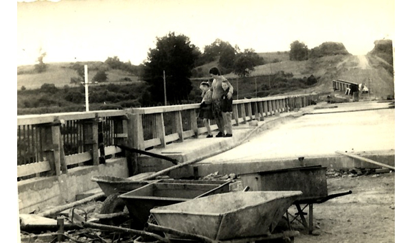 Construcción del puente Carlos Ibáñez del Campo