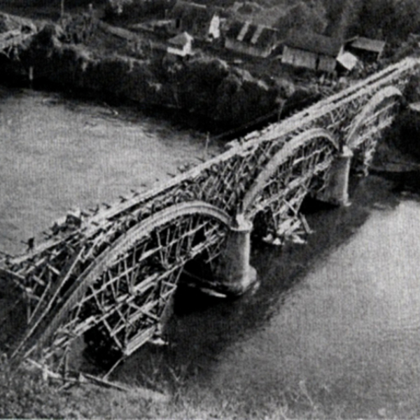 Construcción del puente Carlos Ibáñez del Campo