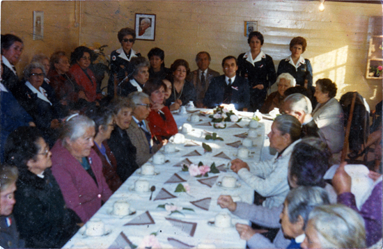 Inauguración de un club de ancianos