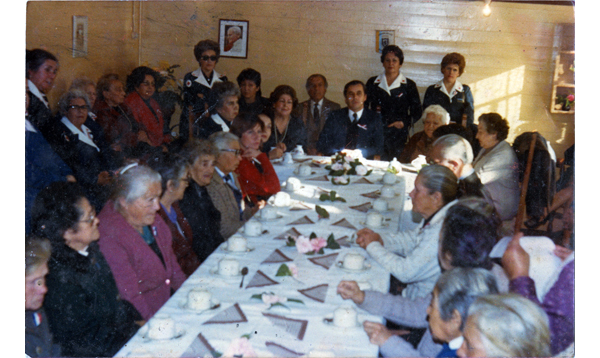 Inauguración de un club de ancianos