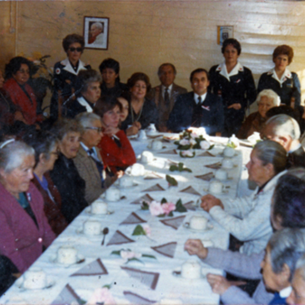 Inauguración de un club de ancianos