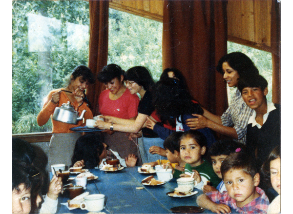 Desayuno en comedor popular