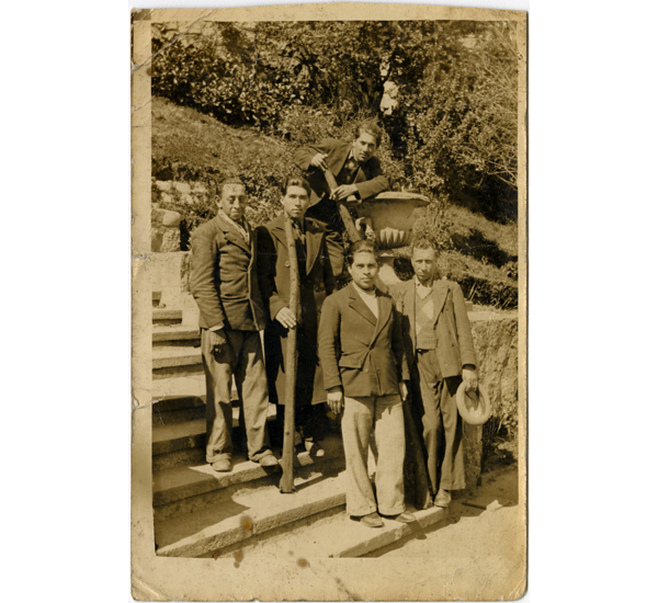 Familia Mora Familia Mora