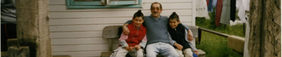 Abuelo y nietos Abuelo y nietos