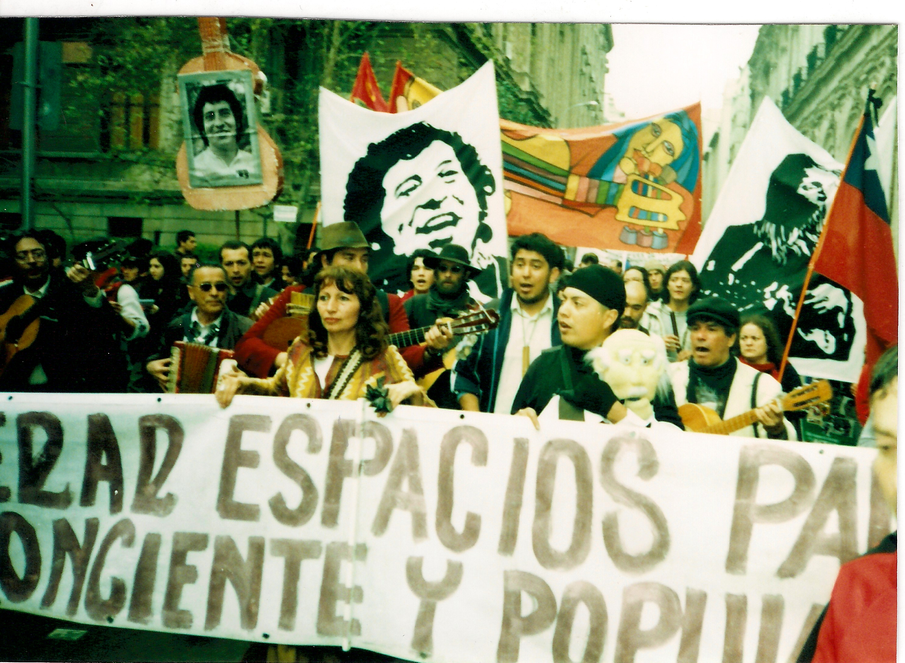 Marcha hacia el Cementerio General Marcha hacia el Cementerio General