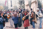 Cantores urbanos se manifiestan en La Moneda