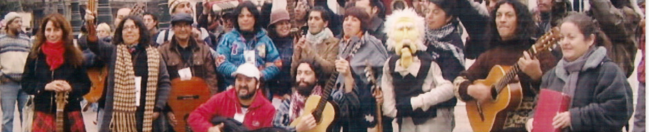 Cantores urbanos se manifiestan en La Moneda