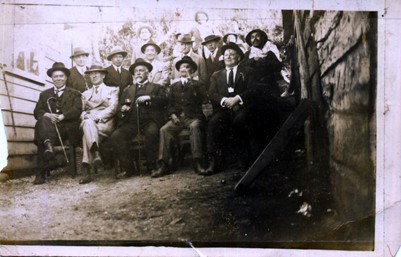 Reunión de caballeros Reunión de caballeros