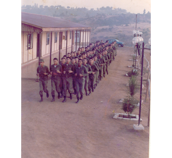 Trote matutino de carabineros