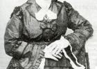 Mujer piqueña Mujer piqueña