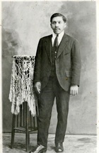 Joven piqueño Joven piqueño