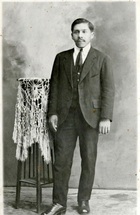 Joven piqueño Joven piqueño