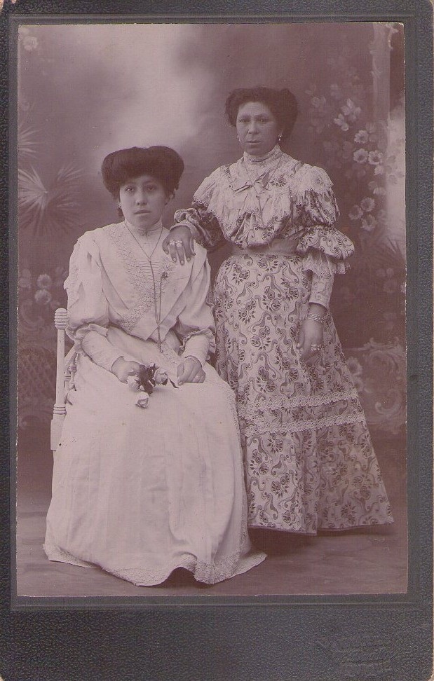 Amigas Amigas