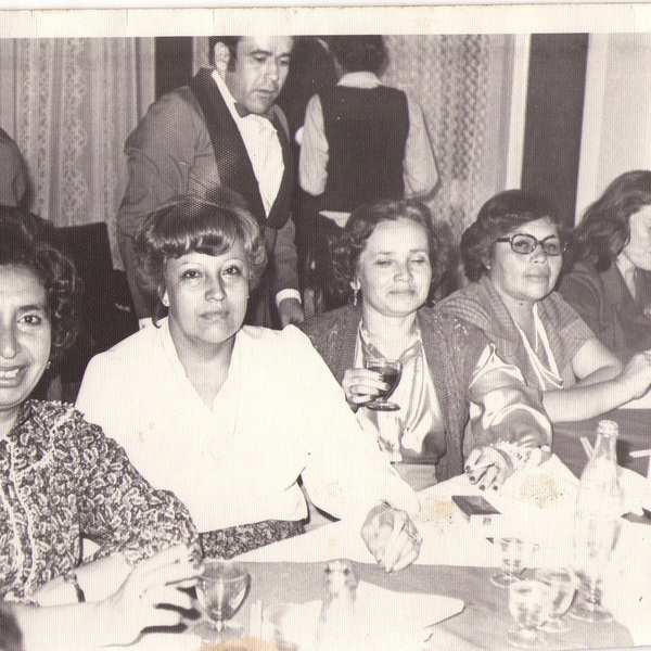 Ex alumnas de la Escuela Técnica de Iquique Ex alumnas de la Escuela Técnica de Iquique