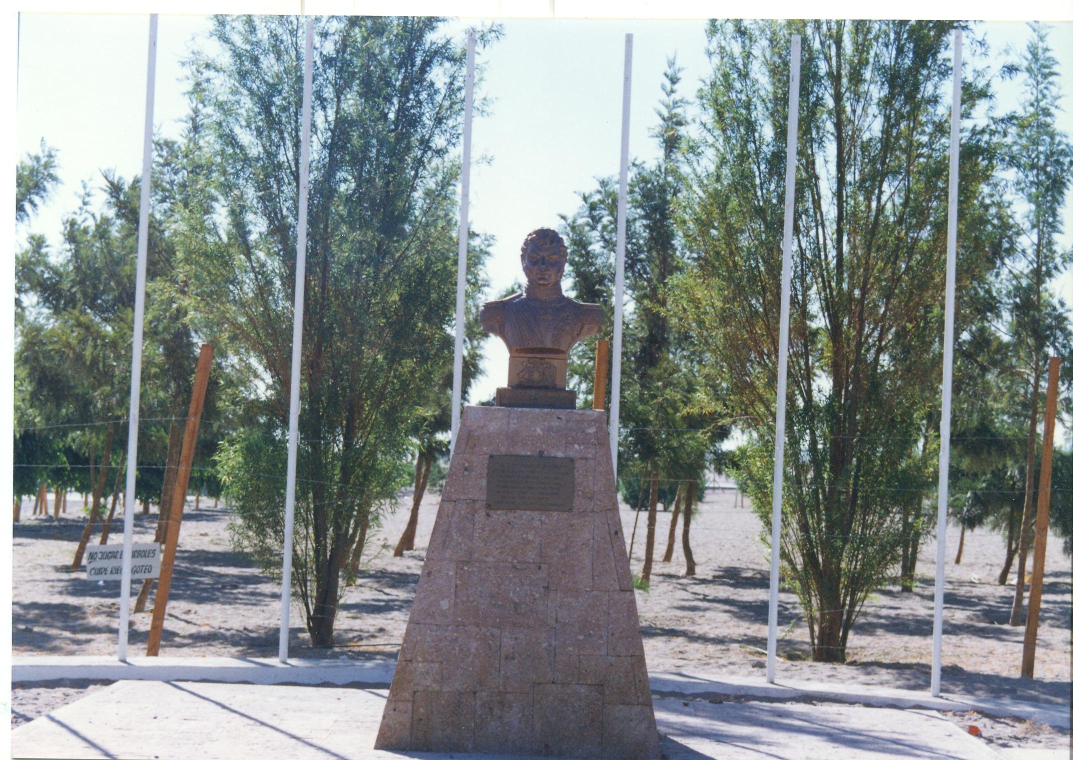 Busto de Bernardo O'Higgins