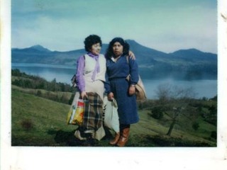 Ida Melania Panguilef junto a Alba Panguilef Ida Melania Panguilef junto a Alba Panguilef