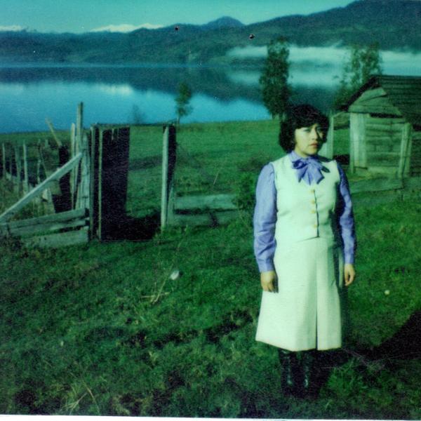 Ida Melania Panguilef en el Lago Maihue Ida Melania Panguilef en el Lago Maihue