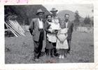 Sonia Oporto junto a familiares en Llifen Sonia Oporto junto a familiares en Llifen