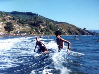 Hermanos Navarro Oporto en la playa