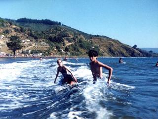 Hermanos Navarro Oporto en la playa Hermanos Navarro Oporto en la playa