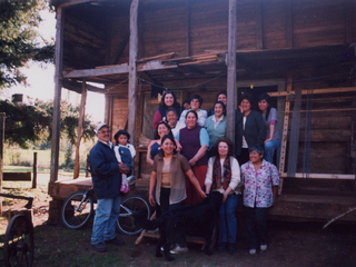 Grupo de tejedoras de Linguento