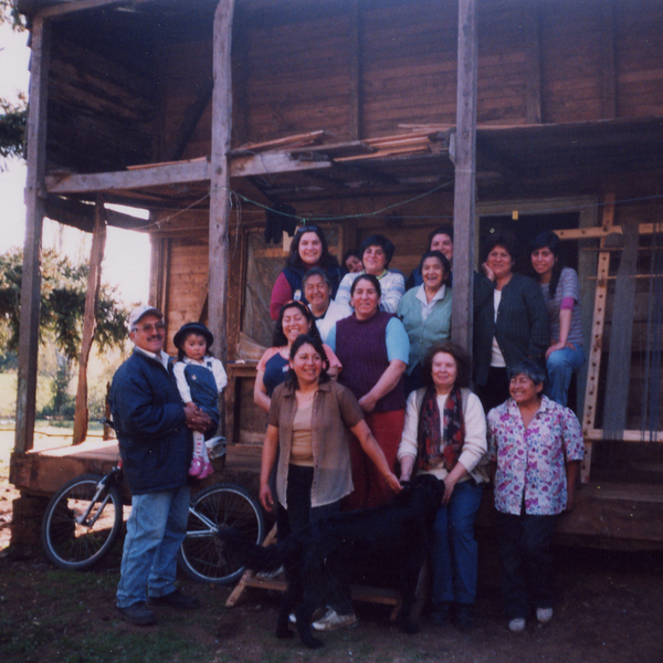 Grupo de tejedoras de Linguento