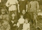 Luisa Pellet y su familia