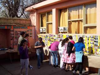 Exposición en la Escuela Estado de Florida Exposición en la Escuela Estado de Florida