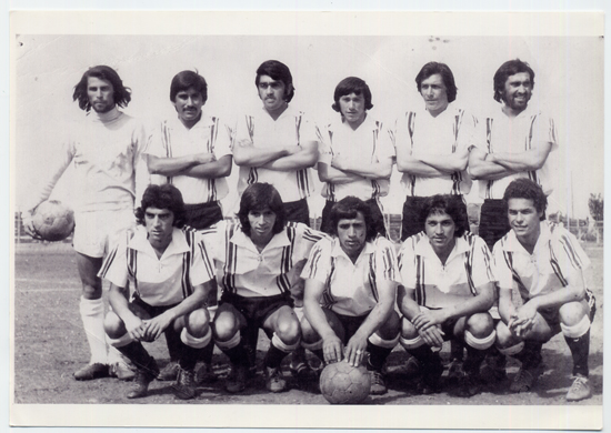 Jugadores del club deportivo Chile. Calbuco. Año 1978. Donación de Sergio Vargas Almonacid. Jugadores del club deportivo Chile. Calbuco. Año 1978. Donación de Sergio Vargas Almonacid.