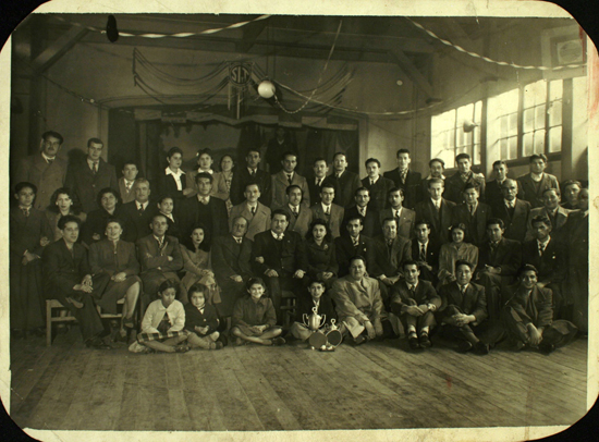 Encuentro de sociedades de socorros mutuos, 1911, Barrio Yungay, Santiago. Encuentro de sociedades de socorros mutuos, 1911, Barrio Yungay, Santiago.