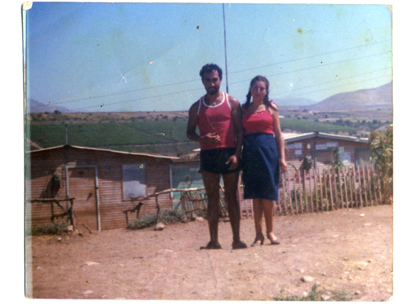 Juan Cádiz y Raquel Morgado en su casa ubicada en la quebrada El Ingenio, Ovalle. Donada por Luis Humberto Cádiz.