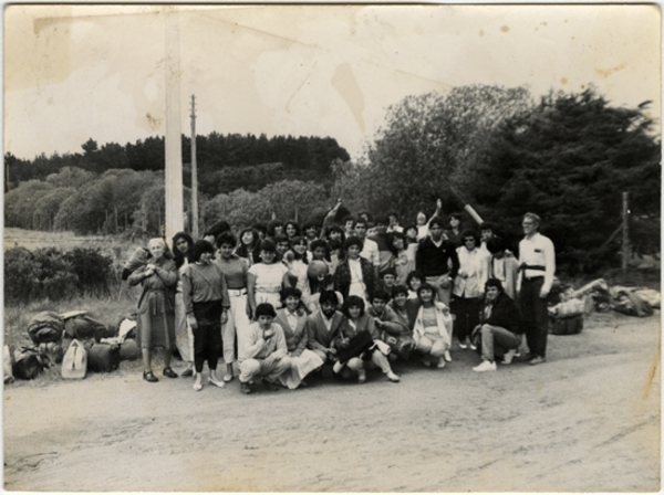 Encuentro Nacional del Movimiento Apostólico de adolescentes y Niños (MOANI). El Quisco. Marzo de 1985. Donado por Patricia López y Vicente Arenas.