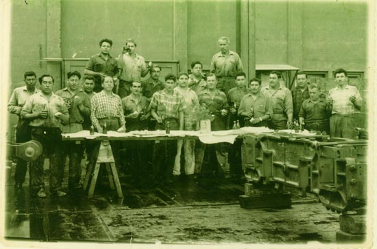 Trabajadores de armaduria de la Maestranza Chinchorro Trabajadores de armaduria de la Maestranza Chinchorro