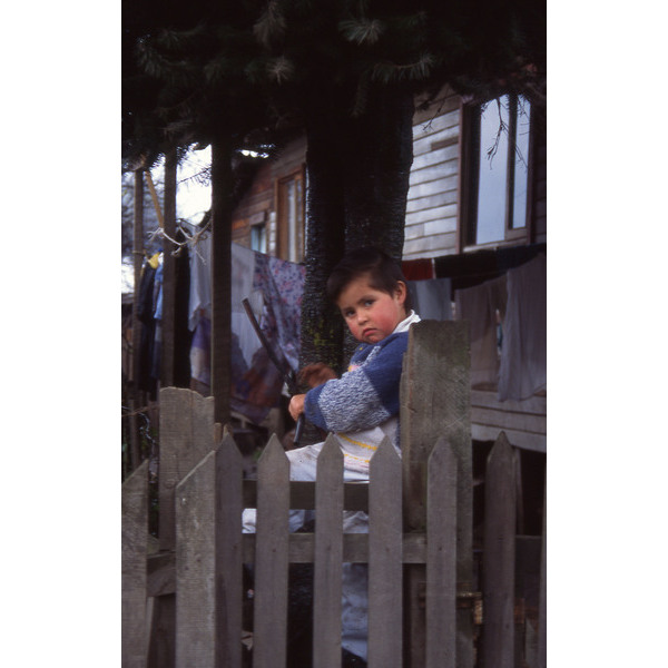 Niño de la población Lolquellén