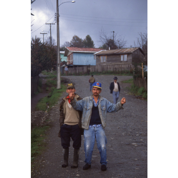 Trabajadores de la población Lolquellén