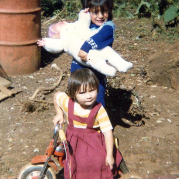 Niñas en el patio