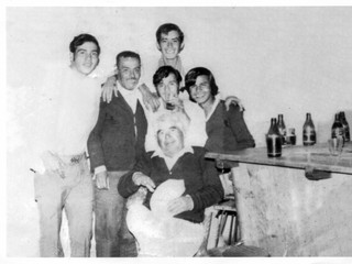 Amigos en el restaurant Costa Azul Amigos en el restaurant Costa Azul